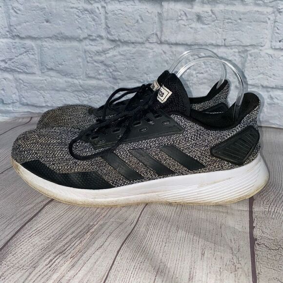 Adidas men 13 running shoe black and white - Picture 1 of 9